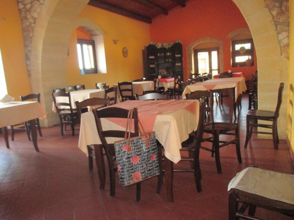 Le Mangiatoie Del Re Giordano Villa Avola Dış mekan fotoğraf